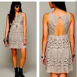 Free People Rocco Taupe-Gray Vintage Lace Babydoll Mini Dress Size 2, Versatile